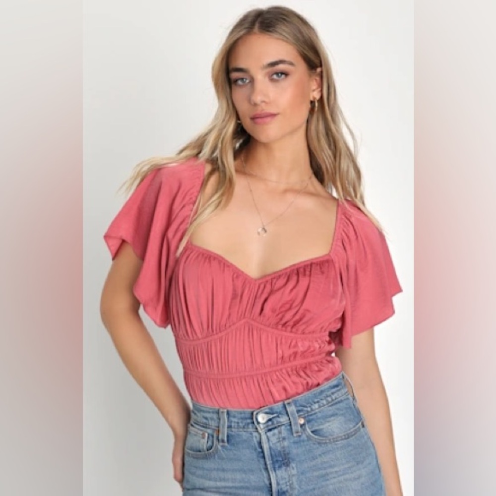 Lulu’s Rose Pink Short Sleeve V Neck Bodysuit